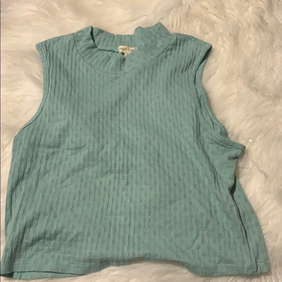 Top - Picture 4 of 4